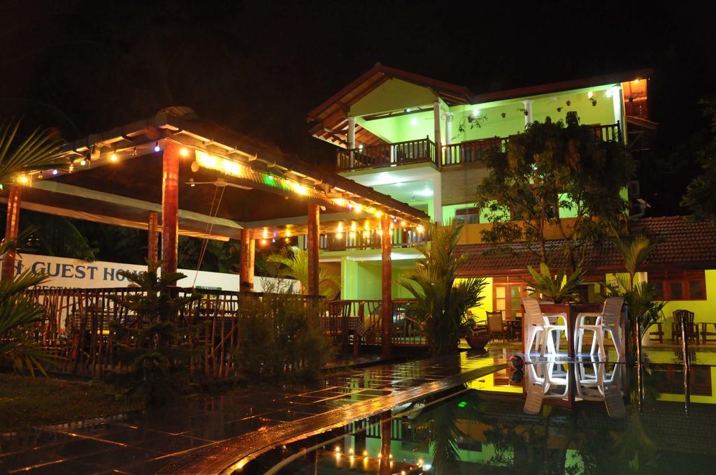 Damith Guest House Unawatuna Ngoại thất bức ảnh