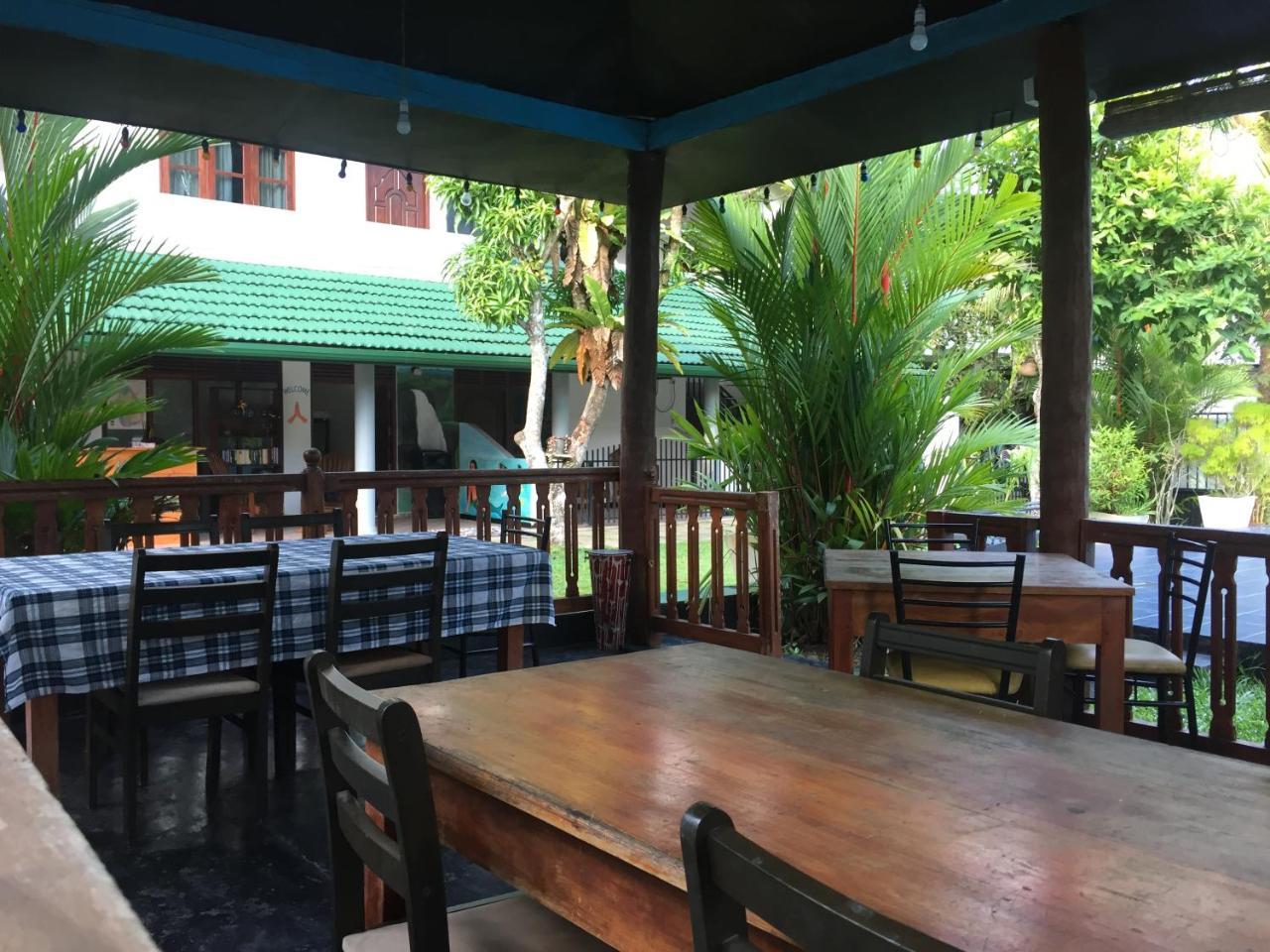 Damith Guest House Unawatuna Ngoại thất bức ảnh